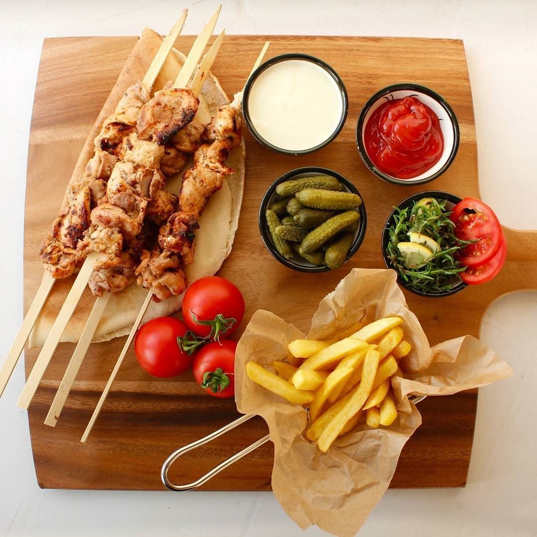 Shish Taouk complete dish