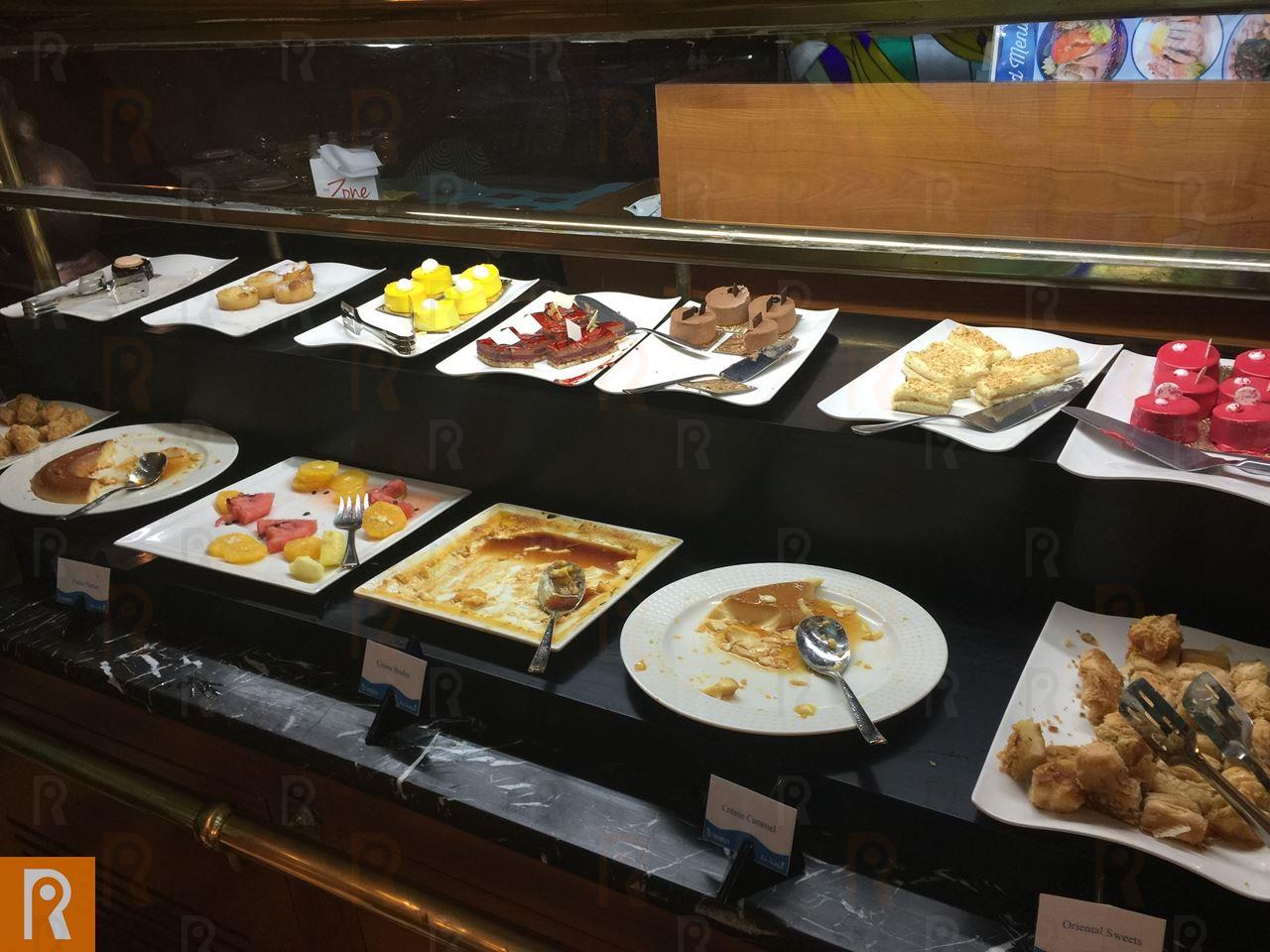 Al Noukhaza restaurant Buffet details