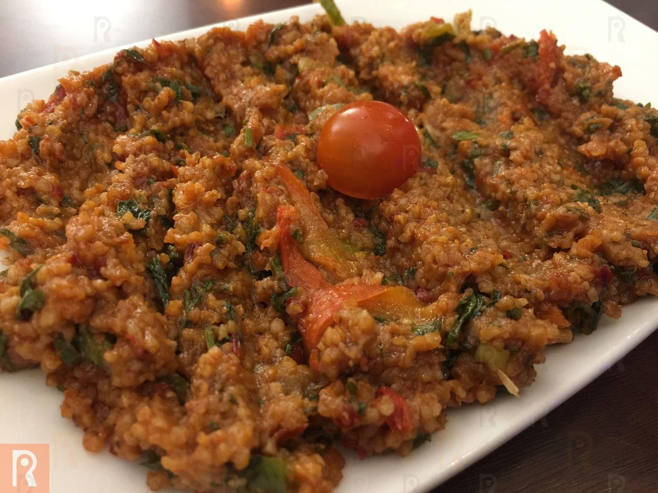 Kisir (Bulgur with tomatoes)