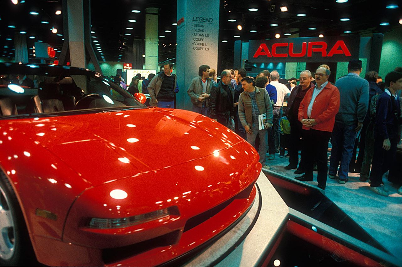 أول ظهور لسيارة الـNSX في معرض شيكاغو للسيارات في فبراير/شباط سنة 1989  