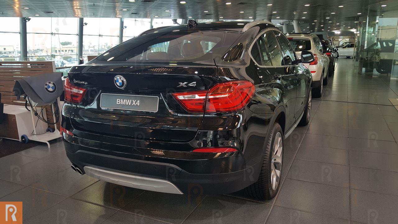 BMW X4 - Rear