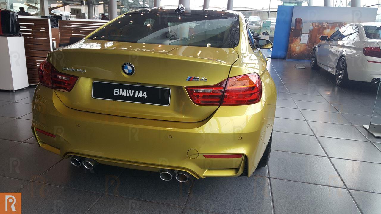 BMW M4 - Rear