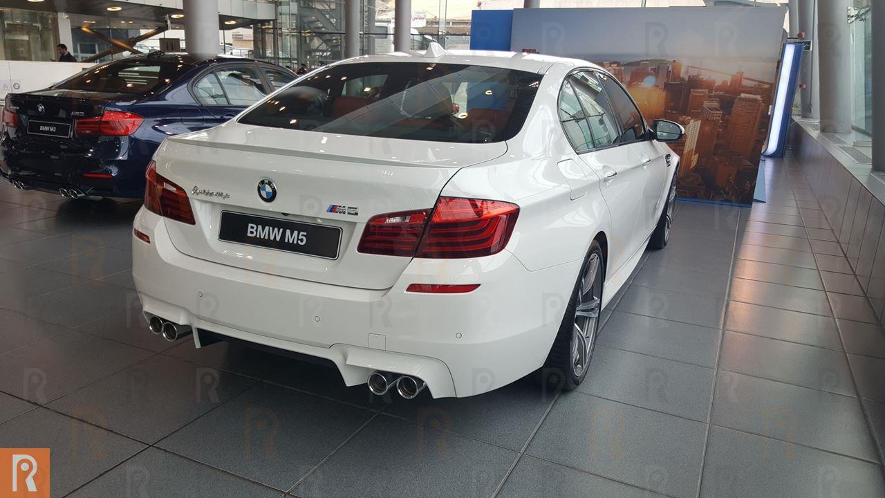 BMW M5 - Rear