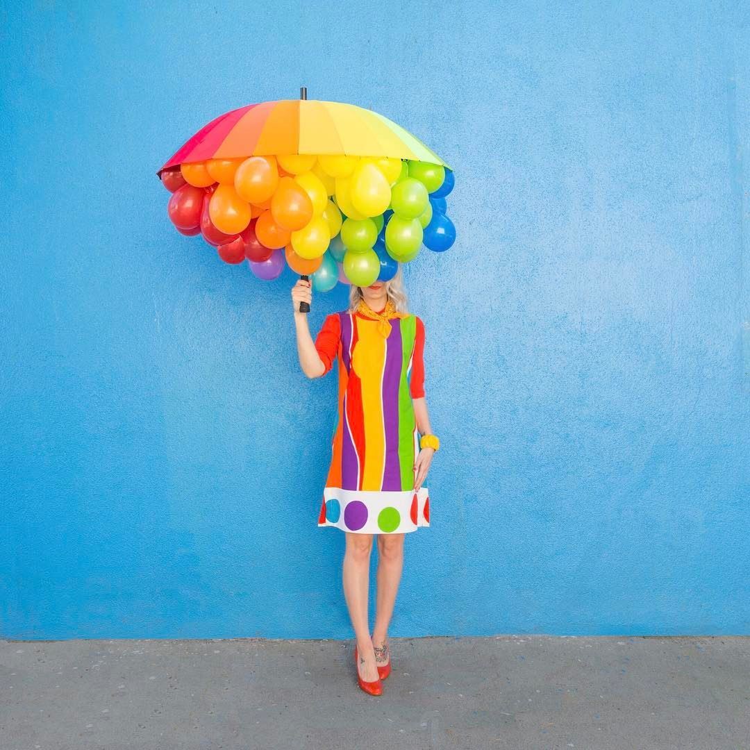 5 Creative Colorful Photos made with Balloons