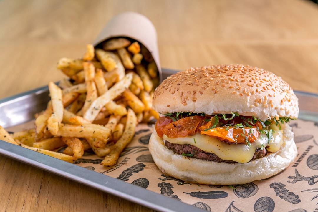 تعرف على بيت البرجر الفرنسي بيج فيرناند الموجود في دبي