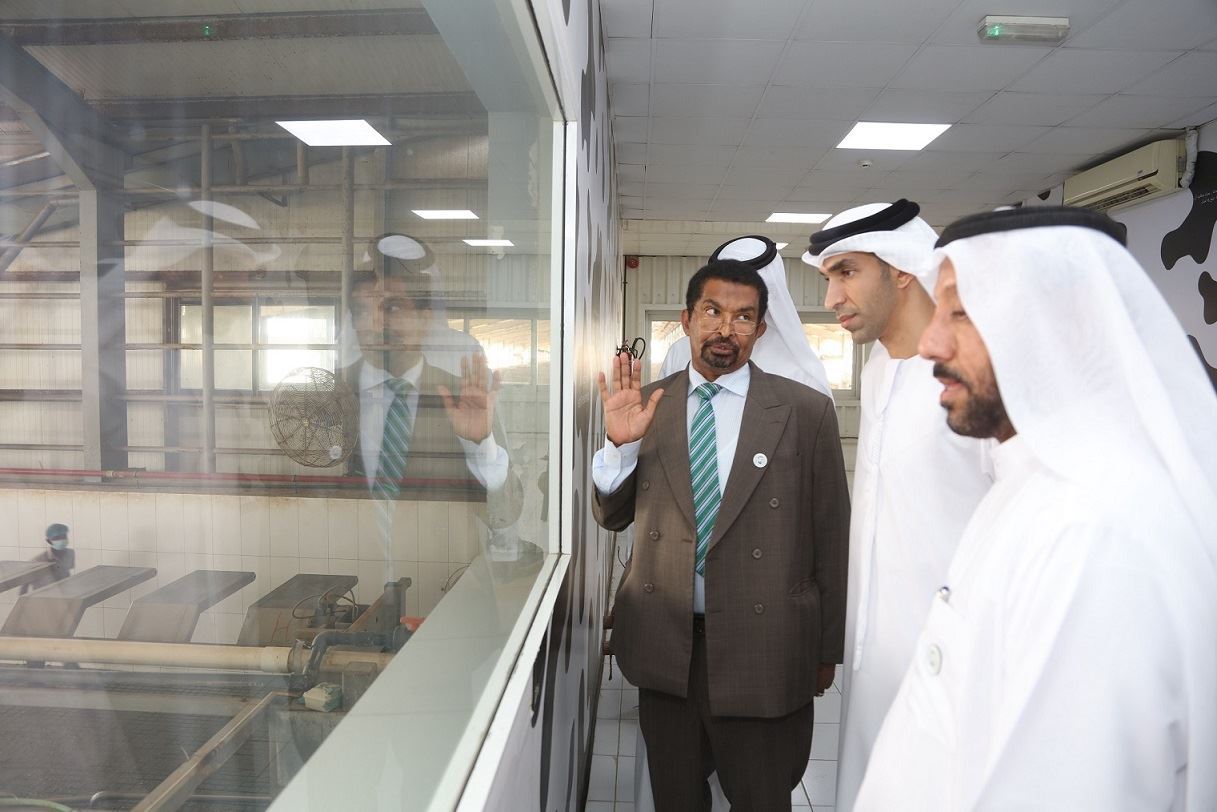 The Minister HE Dr. Thani bin Ahmed Al Zeyoudi visits Al Rawabi Dairy Company