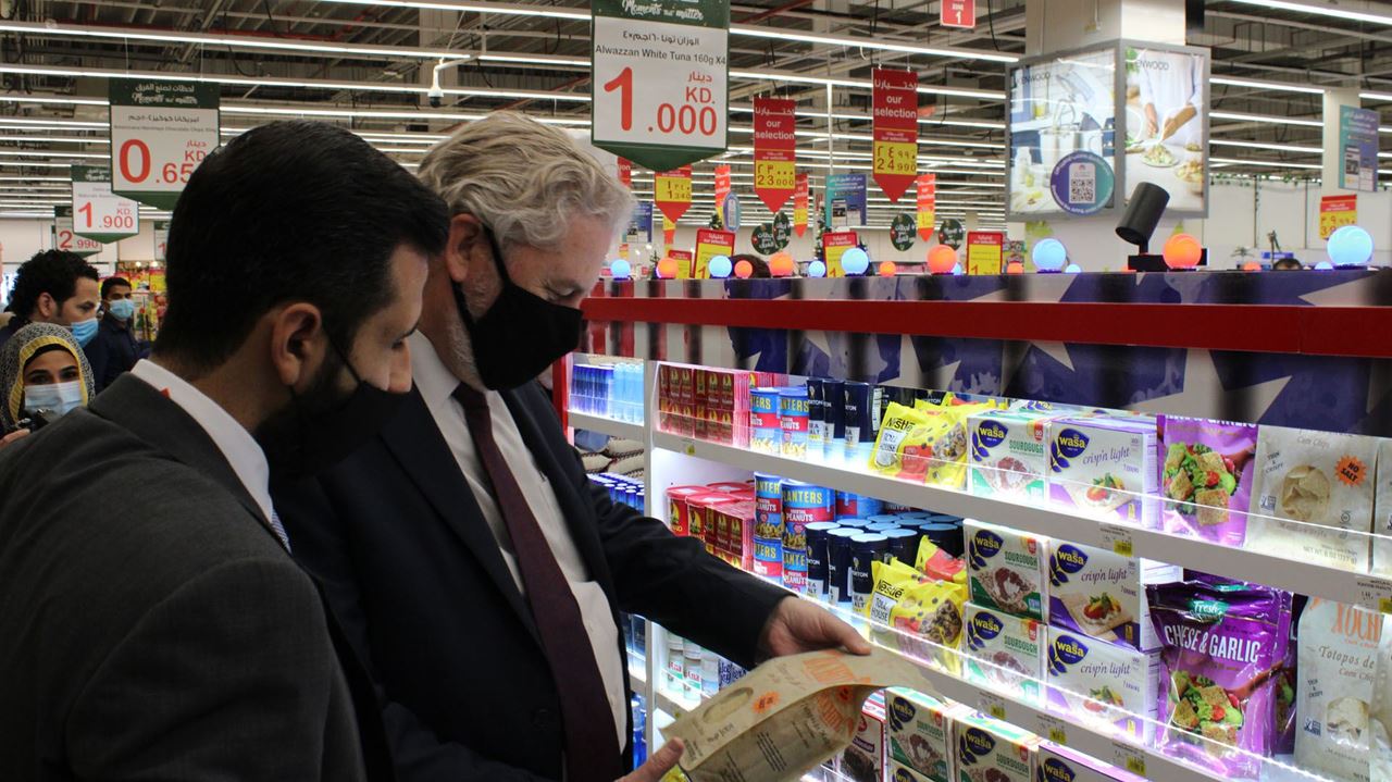 Kuwait Agro, Carrefour, and The US Embassy Celebrate Partnership