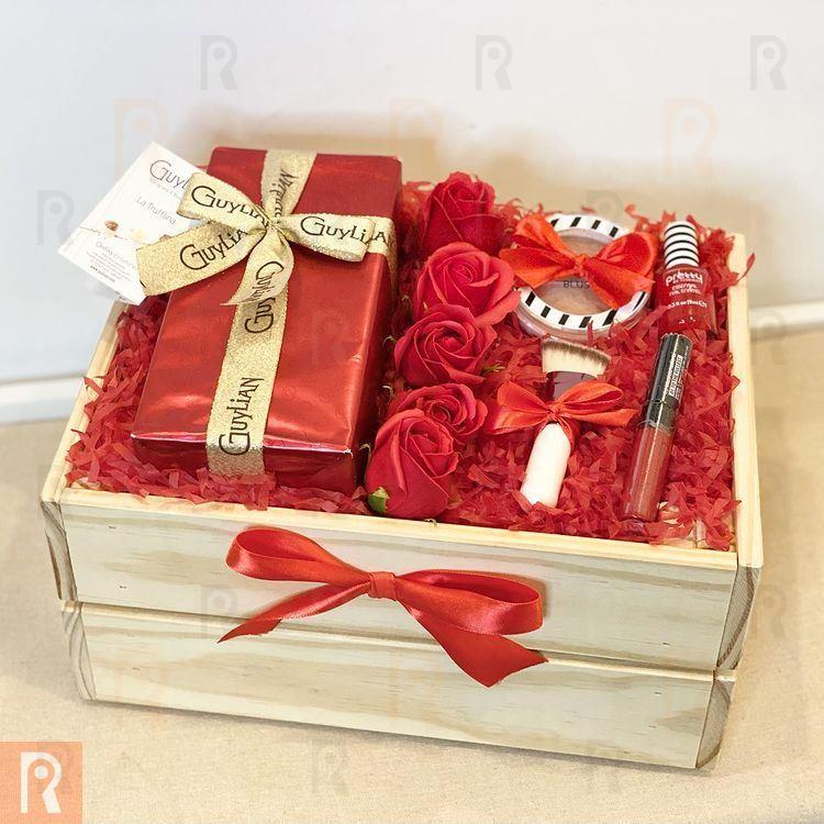 Lily Gifts Valentines Collection ... Special Discount for Rinnoo Visitors!