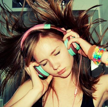 Does wearing headphones really increase bacteria in the ear?
