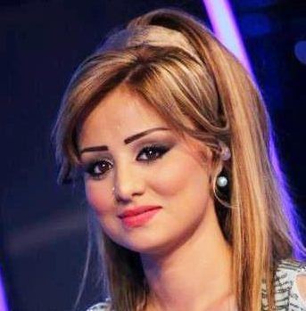 Romantic duo between Birwas Hussein and her husband in Arab Idol 2