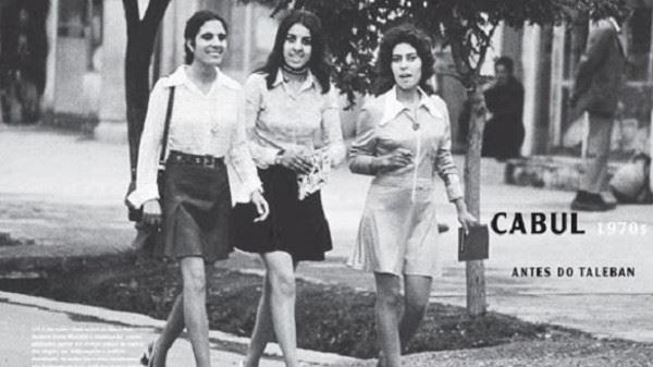صورة نادرة لفتيات افغانيات في السبعينات