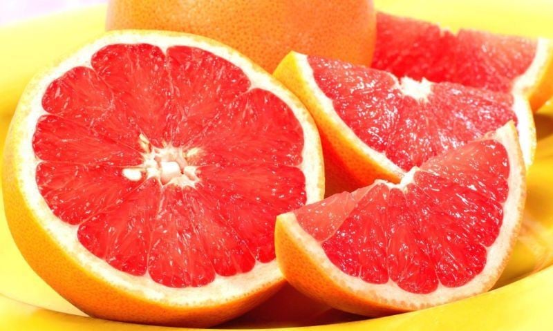Does Grapefruit really help us burn calories faster? 