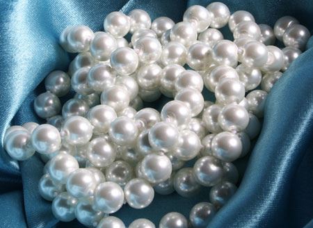 Do Pearls dissolve in Vinegar?