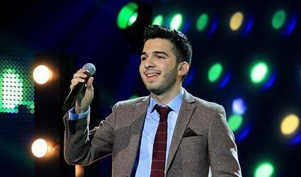 Hazim Al Sharif wins the Arab Idol Season 3 competition