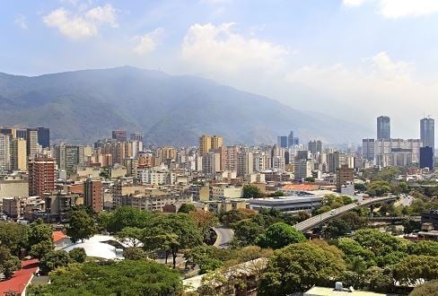 لماذا تعتبر العاصمة الفنزويلية كراكاس من أخطر مدن العالم؟