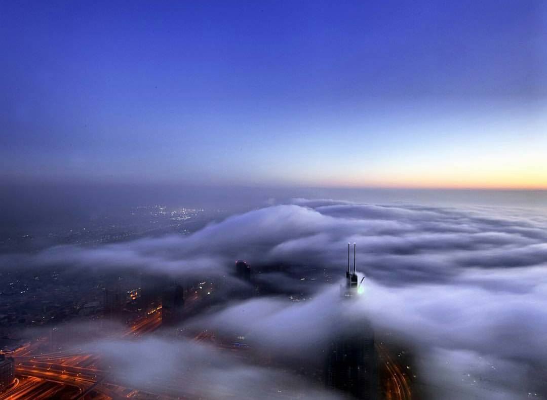 Amazing Shot from At the top of Burj Khalifa