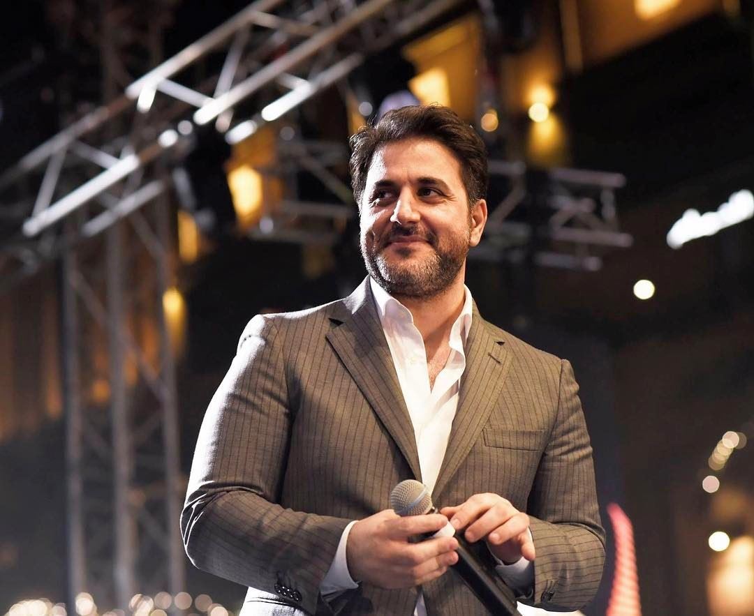 Melhem Zein Continues Concert after Horrible Car Accident