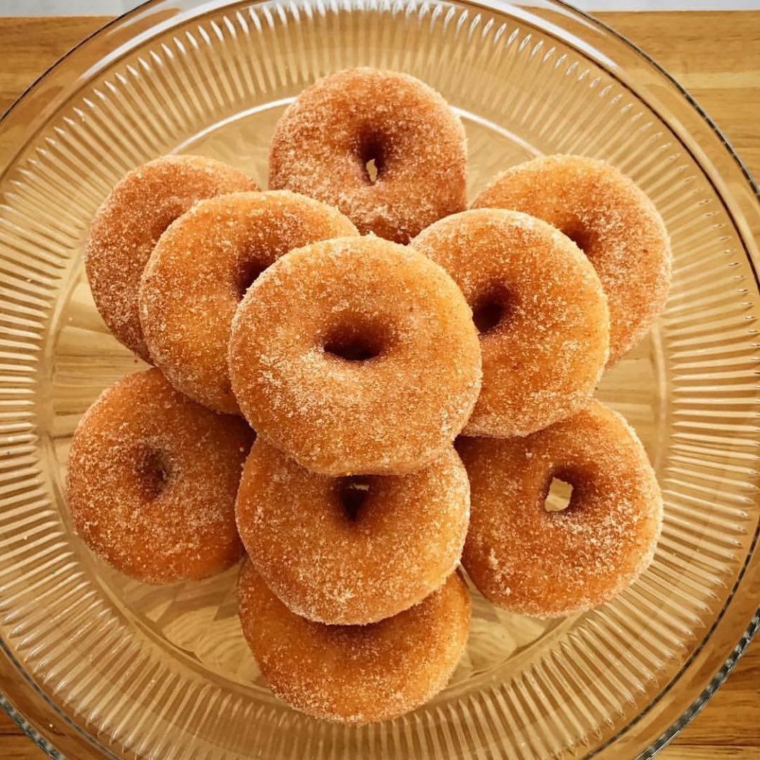 Honey Bee Mouthwatering Doughnuts in Miami Florida