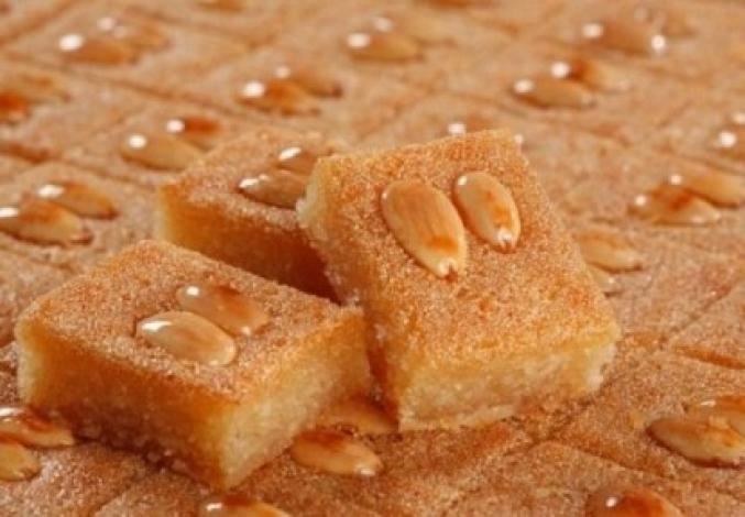 مكونات وطريقة عمل البسبوسة العادية