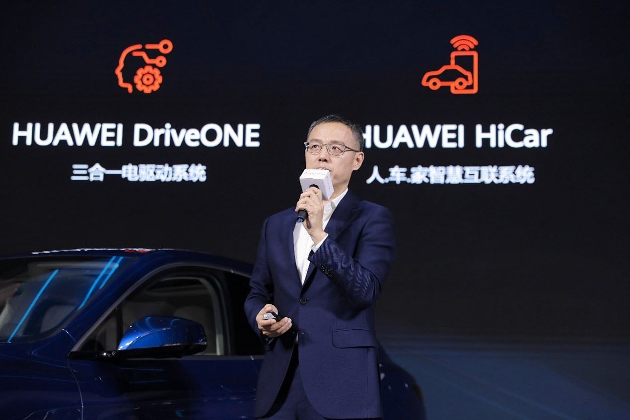 Huawei Starts to Sell New SERES SF5 Car in its China Flagship Stores