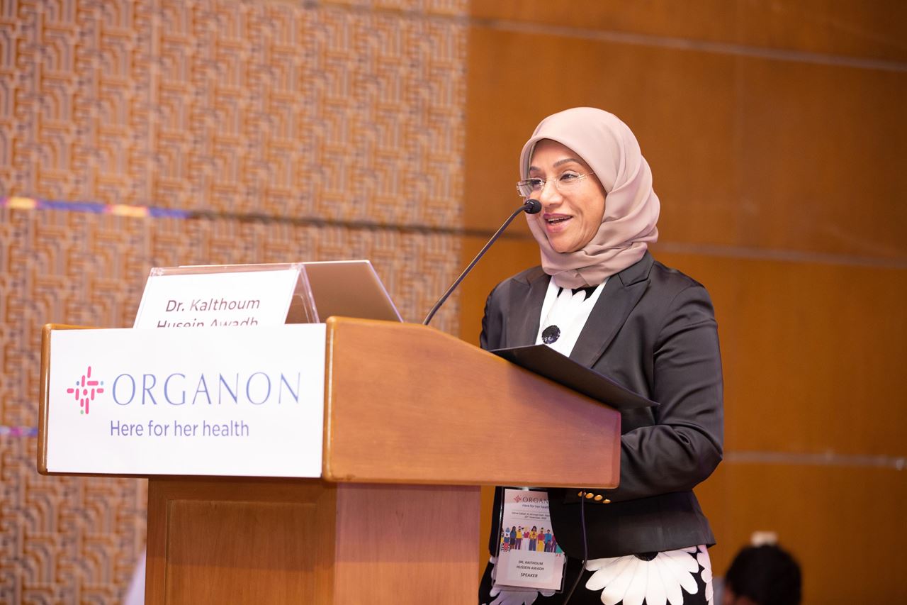 الدكتورة كلثوم حسين، رئيس الاتحاد العربي للمرأة المتخصصة – فرع دولة الكويت