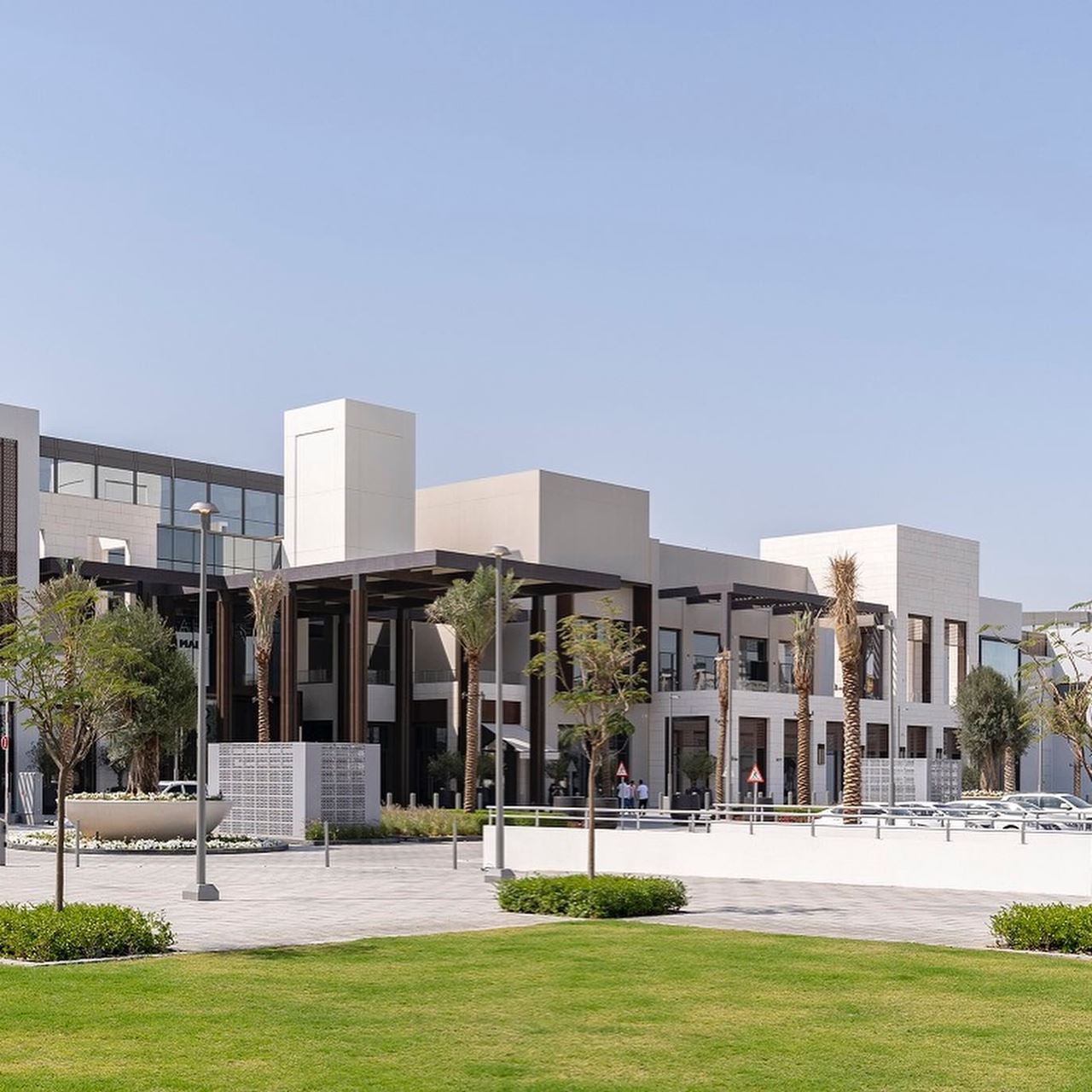 شركة الشايع تُعلن عن افتتاح دبي هيلز مول