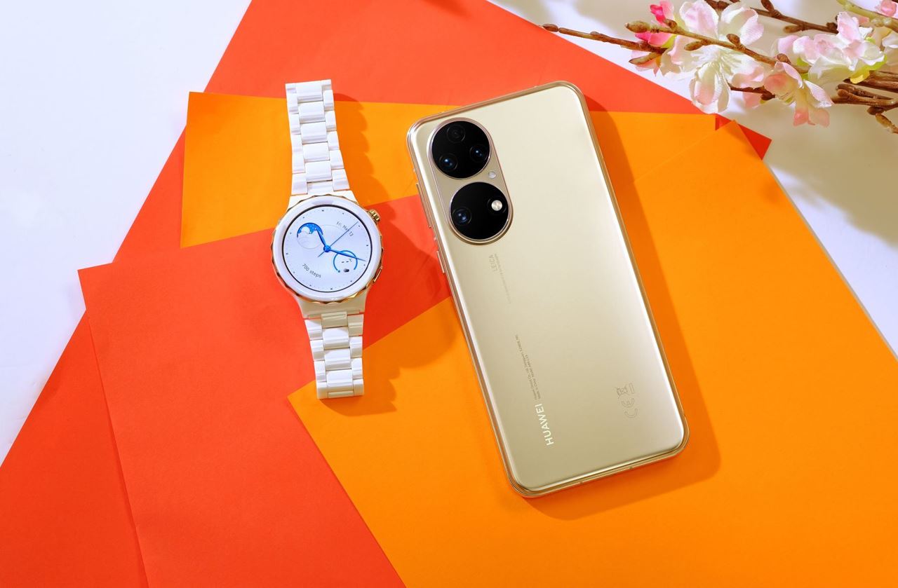 هاتف HUAWEI P50 وساعة HUAWEI Watch GT 3 Pro