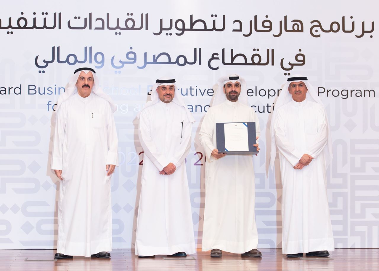 Mr. Raed Al-Haqhaq, with H.E. Basel Al Haroun and Dr. Yaqoub AlRefai, honoring graduates.