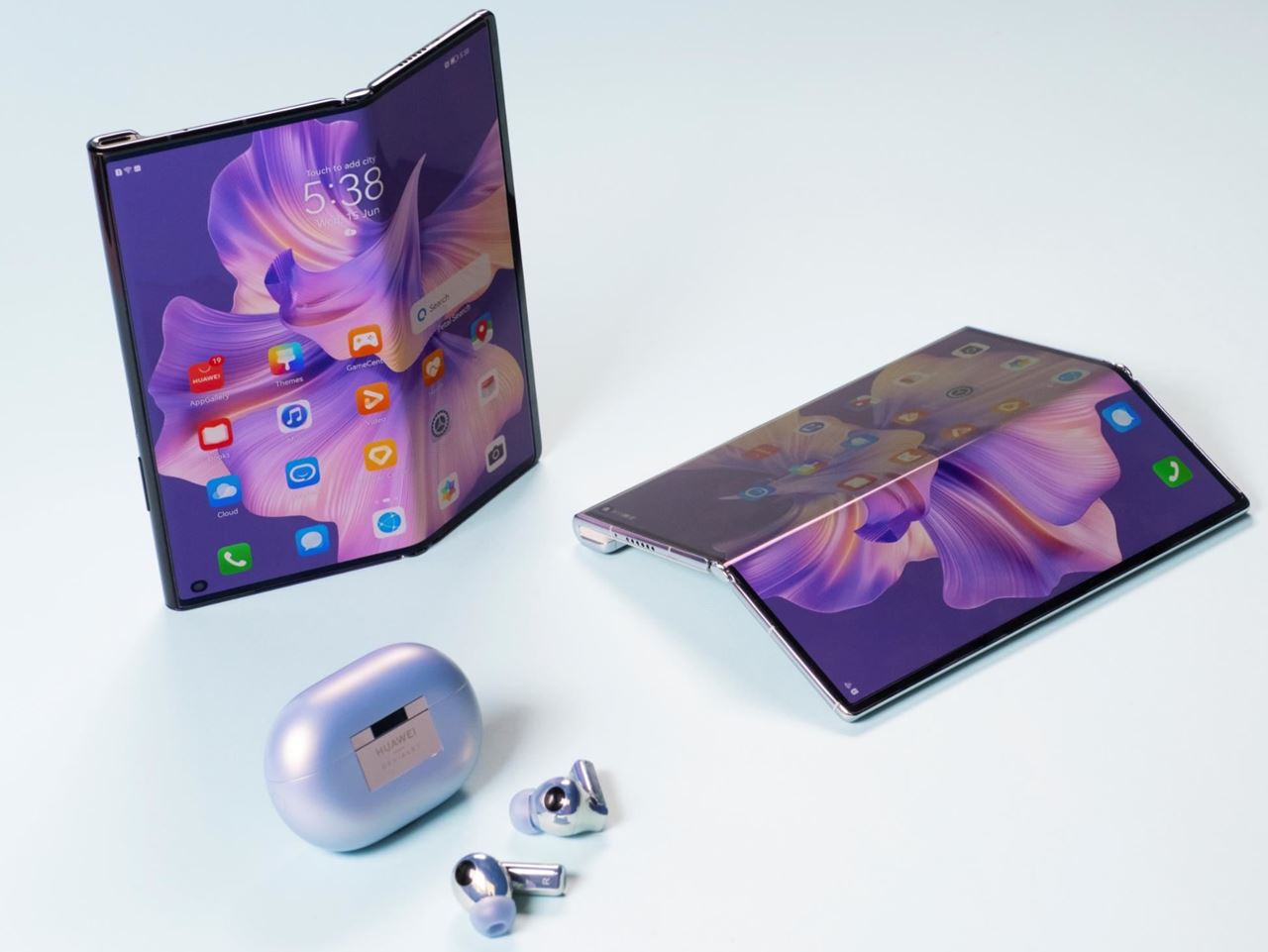 Huawei brings the Ideal Foldable Phone HUAWEI Mate Xs 2: Ultra Light, Ultra Flat, Super Durable to Kuwait