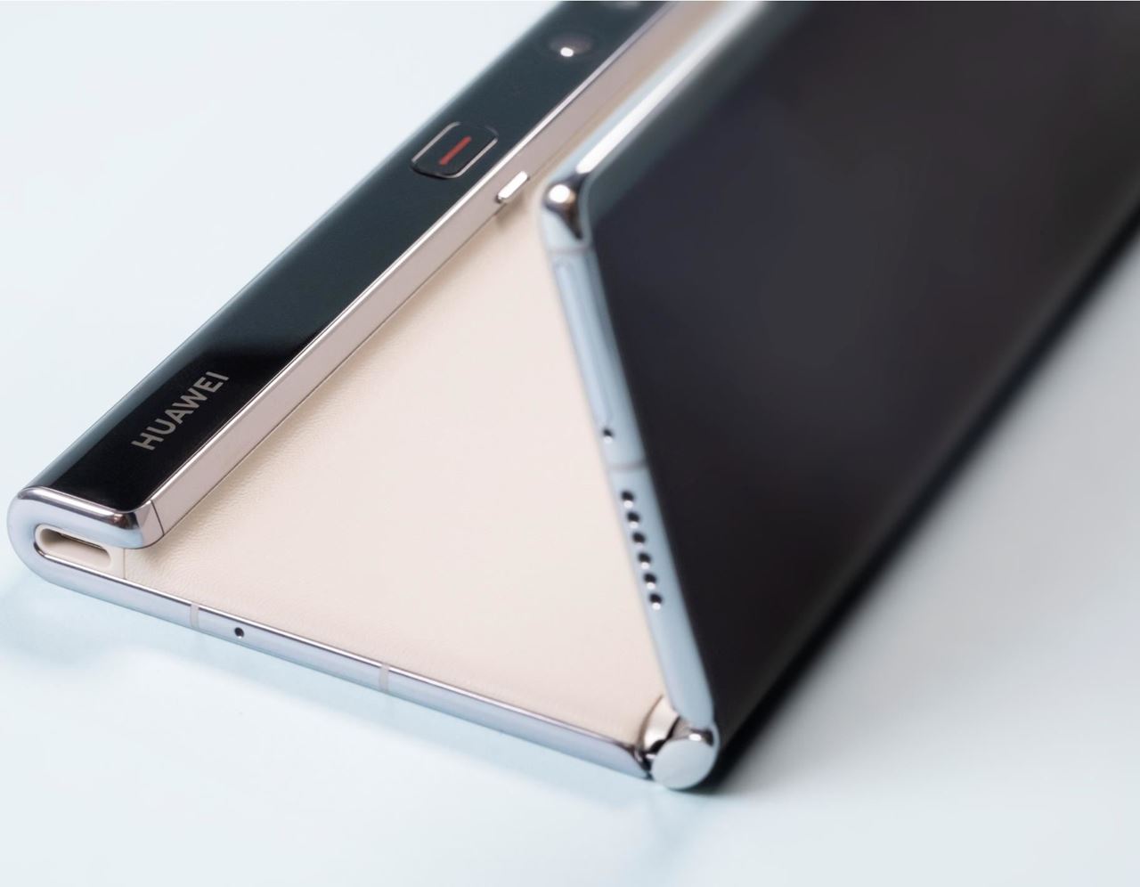 Huawei brings the Ideal Foldable Phone HUAWEI Mate Xs 2: Ultra Light, Ultra Flat, Super Durable to Kuwait