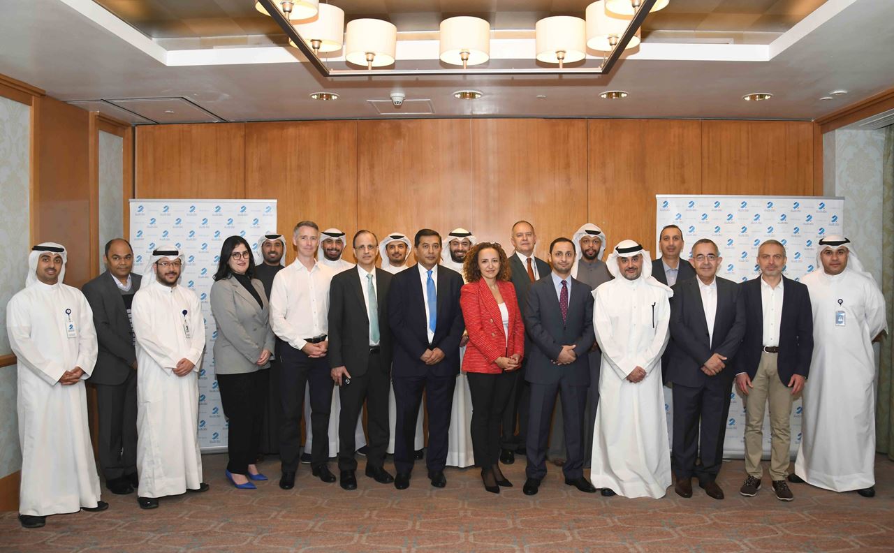 Mr. Raed Al-Haqhaq, Deputy Group Chief Executive Officer & CEO – Kuwait at Burgan Bank with conference participants