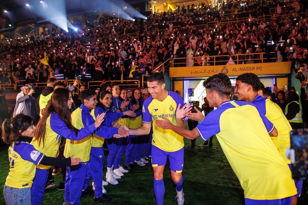 نادي النصر السعودي يستقبل كرستيانو رونالدو بحفل جماهيري مميز