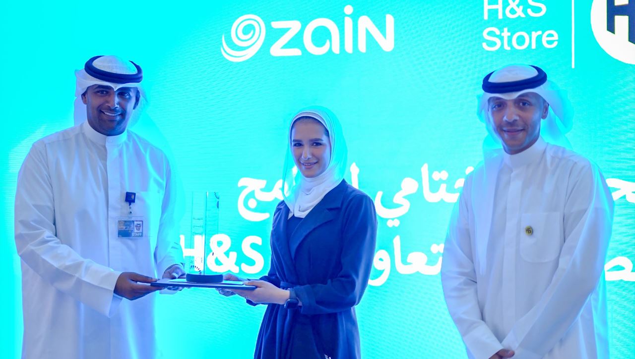Zain concludes its summer program with HS Store