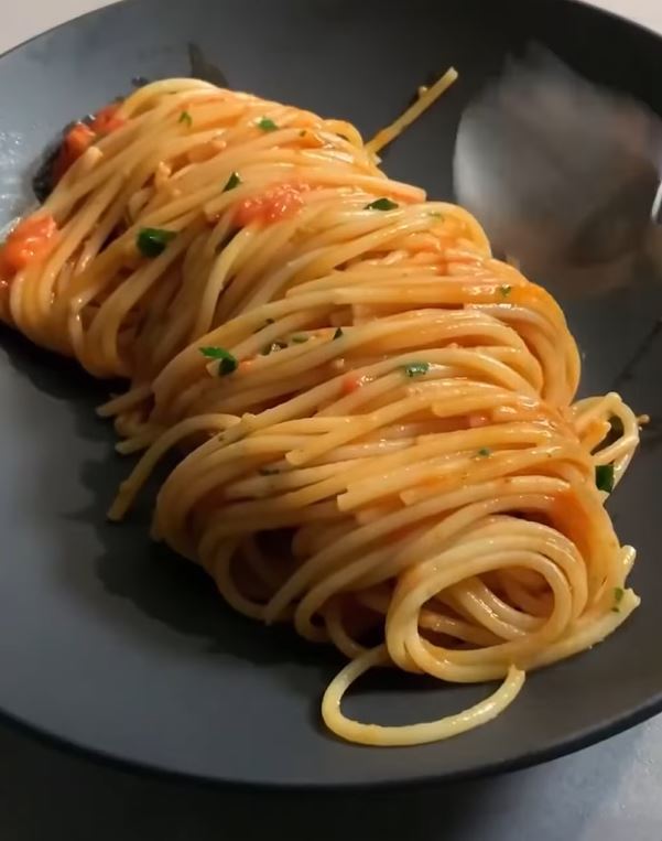 Ingredients and Way of Preparing Spaghetti all'Arrabbiata