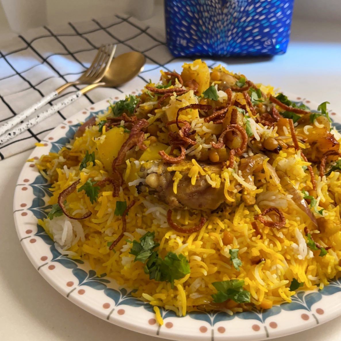 مقادير وطريقة طبخ طبق مصلي دجاج بحريني