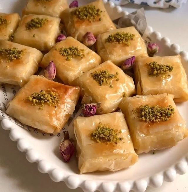 حلى بقلاوة جبن سهل ولذيذ بـ 3 مكونات فقط