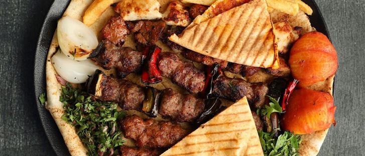 صورة الغلاف لـ مطعم الكبير - الأشرفية (مار مخايل)، لبنان