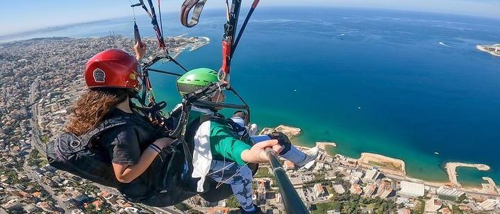 صورة الغلاف لـ باراغليدينغ فونيكس - جونيه - لبنان